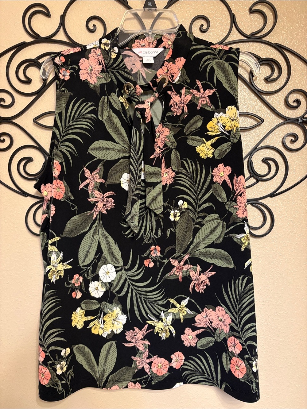 Liz Claiborne Black Floral Tie-Neck Sleeveless Camisole - Pink & Yellow Flowers